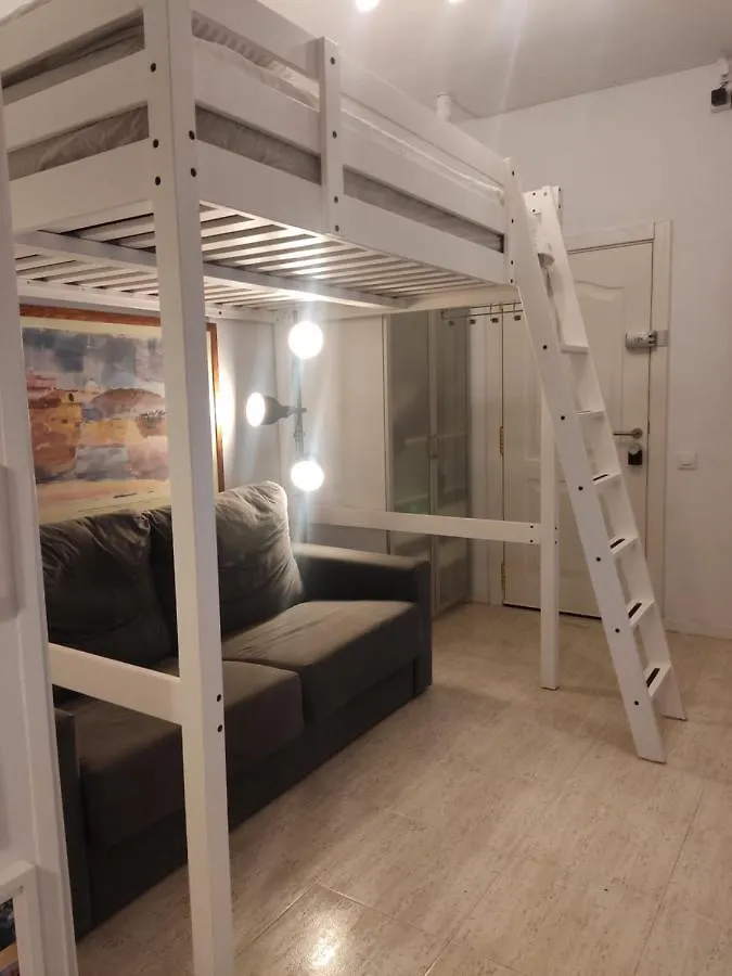 Villa Mini House Loft 25M2 In Barcelona